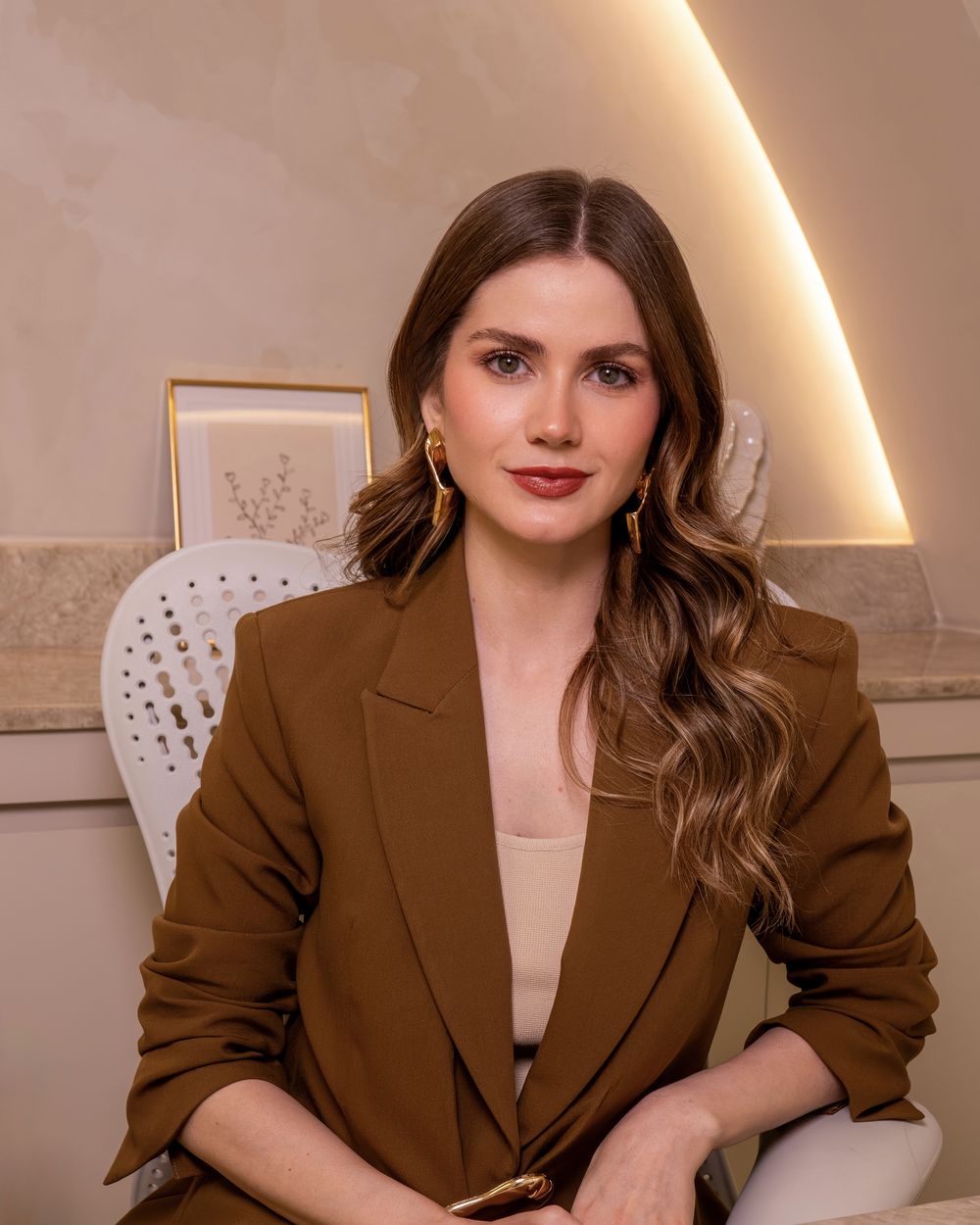Dra. Karen Gonçalves no Instituto Karen Gonçalves, em Moema